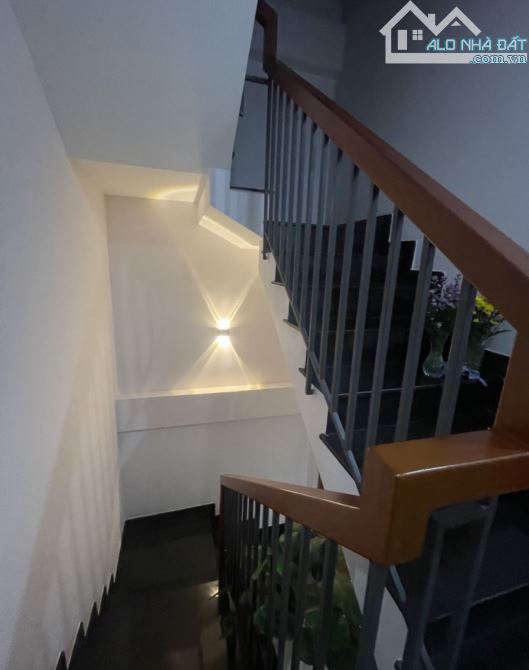 GẤP BÁN NHÀ LÔ GÓC HẺM XE HƠI KHU VƯỜN LÀI, 4X14, 3 TẦNG, 7.3 TỶ TL - 4