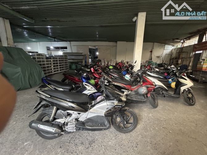 BÁN NHÀ XƯỞNG 1000M2-MẶT TIỀN ĐƯỜNG- ĐANG CHO THUÊ 80 TRIỆU- GỌI CHO EM XEM NHÀ - 4