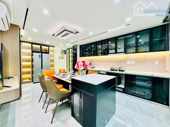 64m2, GIẢM MẠNH 1.5 TỶ - NHÀ 5 TẦNG, ĐƯỜNG 6M, 1/ NGUYỄN TƯ GIẢN, P12 GÒ VẤP, NHỈNH 10 TỶ - 4