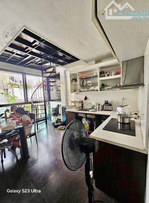 Bán nhà phân lô 2 Ô TÔ tránh phố Nguyễn Chí Thanh, Đống Đa 45m 6 tầng MT4,1 17 tỷ - 4