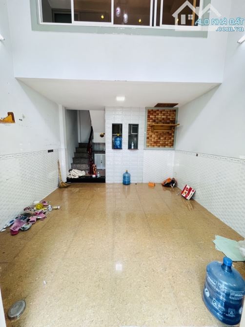 Nhà 3 tầng gần Gò Xoài – Bình Tân – 28m² – hẻm xe hơi – chỉ hơn 3tỷ TL. - 4