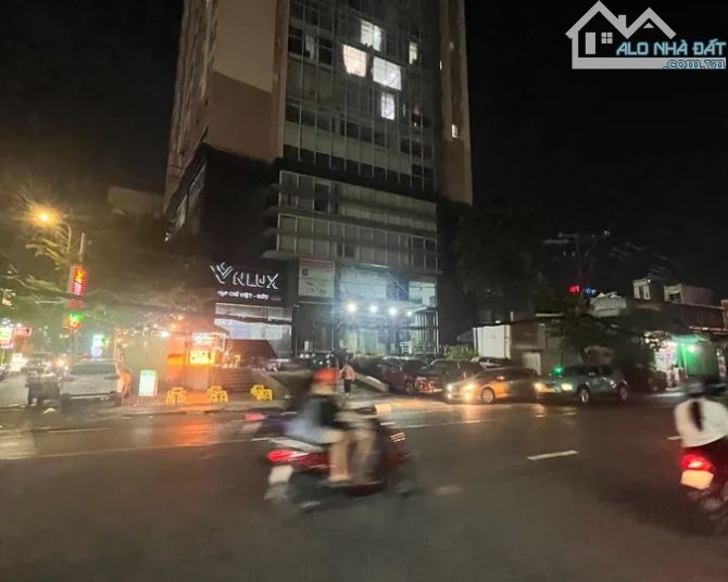 Biệt Thự khu VIP Ung Văn Khiêm P25 - Quận Bình Thạnh: Hàng Hiếm, Giá Bất Ngờ chỉ 27tỷ - 4