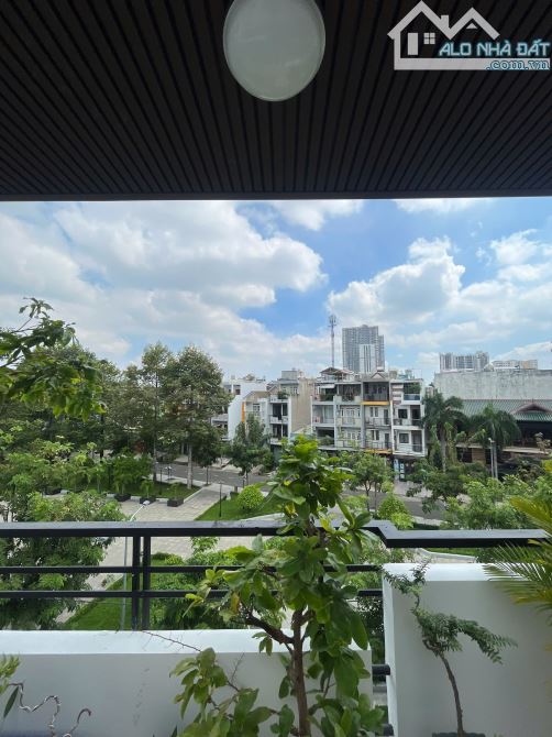 NHÀ MẶT TIỀN  – ĐỐI DIỆN CÔNG VIÊN BÌNH PHÚ   ( 4 * 17 ) 4 LẦU ĐẸP 12.5 TỶ - 4