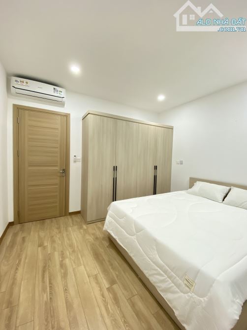 Cho thuê chung cư Bonaza - 23 Duy Tân. 100m, 3 phòng ngủ đủ đồ 18.5 triệu/tháng - 4