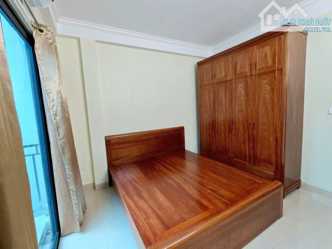 Cho thuê căn hộ tầng 2,3,4, có thang máy,đầy đủ nội thất, ngõ 75 phố vĩnh phúc,ba đình Cho thuê căn hộ tầng 2,3,4, có thang máy,đầy đủ nội thất, ngõ 75 phố vĩnh phúc,ba đình