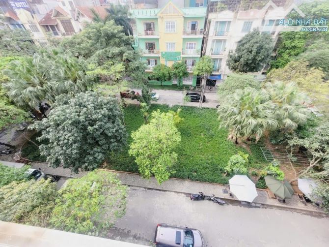 Bán nhà liền kề KĐTM Định Công! Phân lô, vỉa hè, gara ô tô, kinh doanh, 55m2 5 tầng - 4