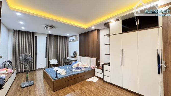 Vip - Bán nhà đẹp đầy đủ nội thất 5 tầng, ngõ rộng ô tô vào nhà quận Hai Bà Trưng - 4