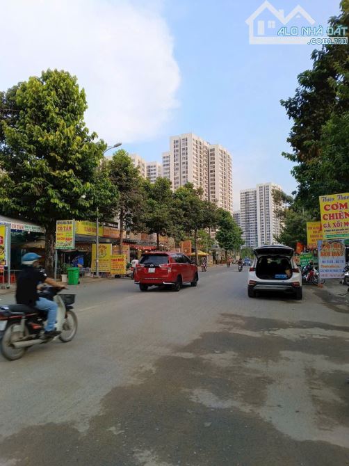 Bán đất mặt tiền đường 3B, Phước Thiện, P. Long Thanh Mỹ. Đối diện Vinhome Quận 9. 150m2/8 - 4