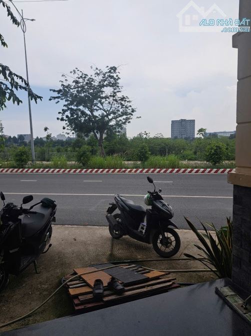 Dĩ An- Làng Đại Học- 137m2- 2 Tầng- Ngang 6m- Mặt tiền- SHR - 7