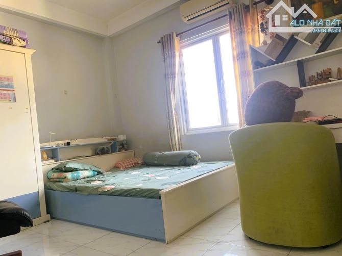 Nhà đẹp ở ngay, kế CC Đạt gia, 85m2 3 tầng BTCT, XH trong nhà, tặng nội thất xịn, 7.1 tỷ - 4