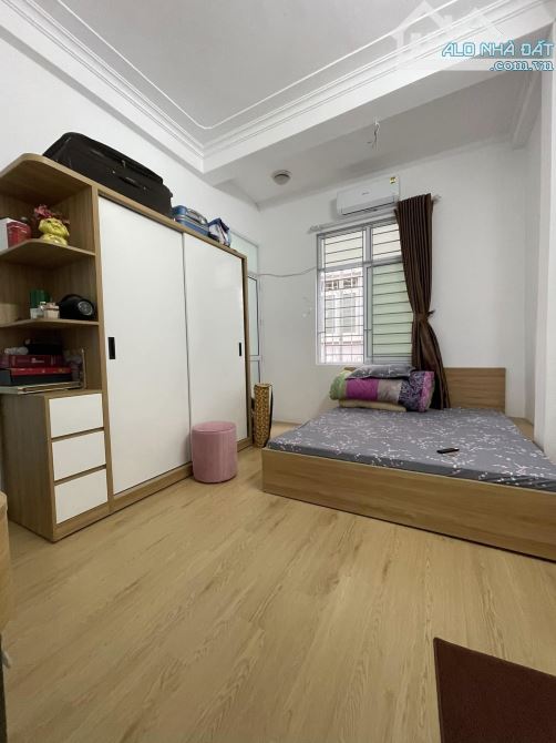 Hàng hiếm tại Bạch Mai NHÀ ĐẸP FULL NỘI THẤT  TẦM TIỀN HỢP LÝ 4,8 tỷ, 30m2, 4PN, 3WC, 4T - 5