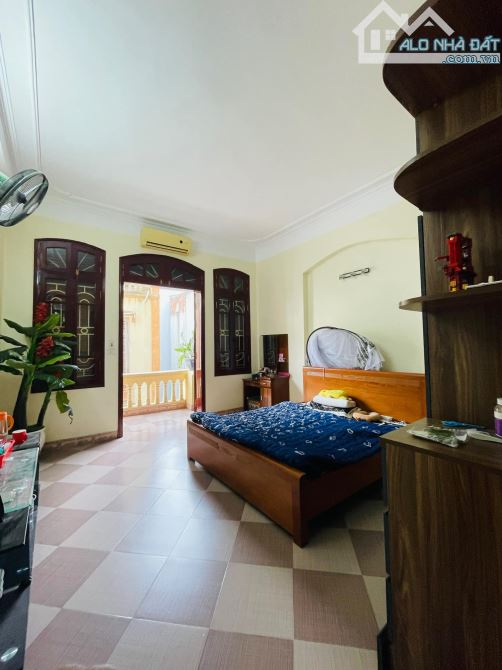 NHÀ THỤY KHUÊ ĐỒNG CỔ, 2 THOÁNG DÂN XÂY OTO 30m RA PHỐ , 4 TẦNG 46m MT 4.5m 10.5 Tỷ - 4