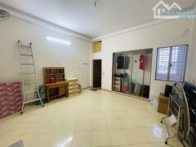 Biệt thự mặt tiền Phú Thạnh, Tân Phú, 5x27m vuông, 4 lầu - 5