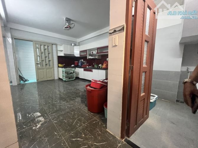 Nhà HXH Đông Hồ, P8 Tân Bình. DT 57m2. 5 tầng. Ngang 3.5m nở hậu 4m. Giá 7.9 tỷ (THÁNG 6). - 5