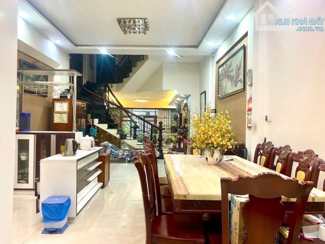 NGỘP GIẢM 3.6TỶ ngay khu VIP D2, bán nhà 3Tầng (5.4 x 23) 6P ngủ, OTO VÀO NHÀ chỉ hơn 17tỷ - 4