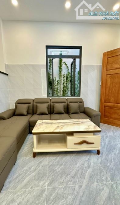 Bán nhà mới 1 trệt 2 lầu full nội thất, 5x20m, sổ hồng riêng, gần Trần Văn Mười – XTD - 5