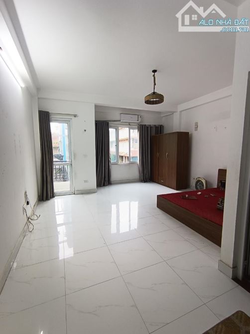 Sổ đỏ gửi ngân hàng, chủ cần bán gấp, nhà gần siêu thị Aeon Long Biên- chủ tự xây, kinh do - 5