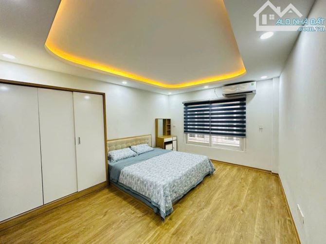 Bán nhà ngõ 11 Tả Thanh Oai 32/34m 5 tầng, 4.6 tỷ - 5