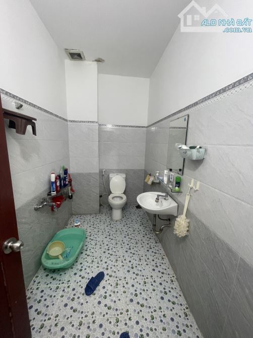 BÁN NHÀ MẶT TIỀN KINH DOANH ĐƯỜNG HỒ BÁ PHẤN - 100M2 * 4 TẦNG, PHƯỚC LONG A- GIÁ RẺ - 6
