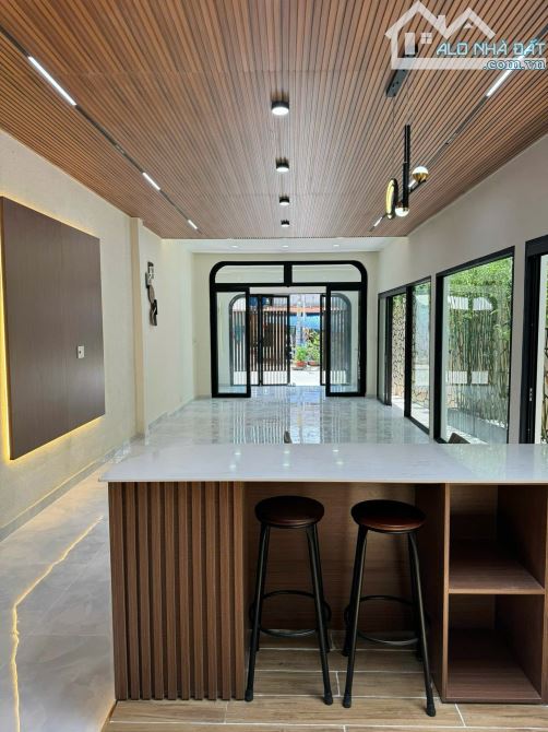 💗Nhà Mặt Tiền Đường THƯƠNG MẠI - 106m2 Nở Hậu Tài Lộc - Đường Nhựa 8M - Hóc Môn - 6T5 - 6