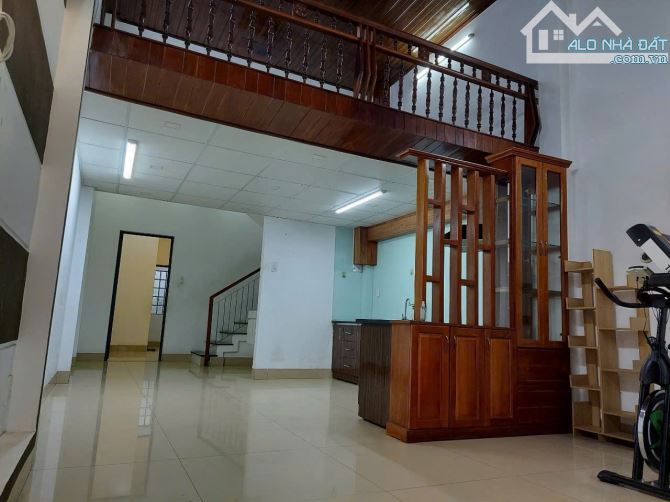 KIỆT Ô TÔ TTTP Q.HẢI CHÂU 2 TẦNG ĐẶNG THÙY TRÂM DT 80M HƠN 4 TỶ - 6