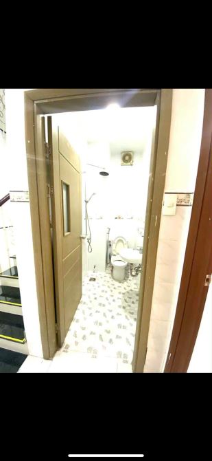 Cho thuê nhà đường Hòa Hảo Q10, 2 lầu 3PN, 3WC, 44m2, giá 16tr/tháng - 6
