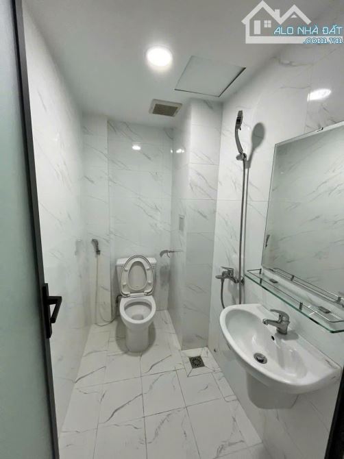 BÁN NHÀ  7 TẦNG CỰC ĐẸP MẶT TIỀN KINH DOANH. GIÁ 19.5 TỲ – LÊ VĂN DUYỆT, P.3, BÌNH THẠNH - 6