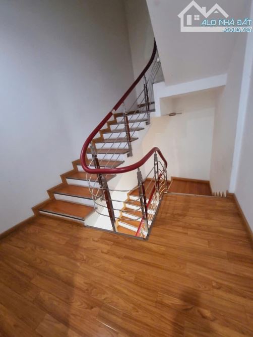 Bán Nhà Phố Nguyễn Phúc Lai, Hoàng Cầu Trung Tâm Đống Đa Ô Tô DT 74M 4T MT 9.4 Giá 25Tỷ - 6