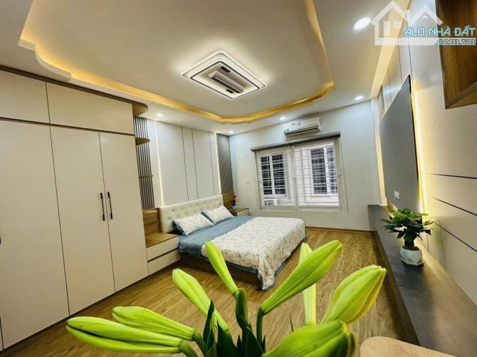 Bán nhà ngõ 11 Tả Thanh Oai 32/34m 5 tầng, 4.6 tỷ - 6