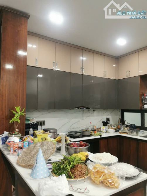 💖 Biệt Thự 5 tầng THẠNH XUÂN 43 P.THẠNH XUÂN Q12 Dt 400m2 (10mx40m) Đường 8m 💰18 tỷ - 6
