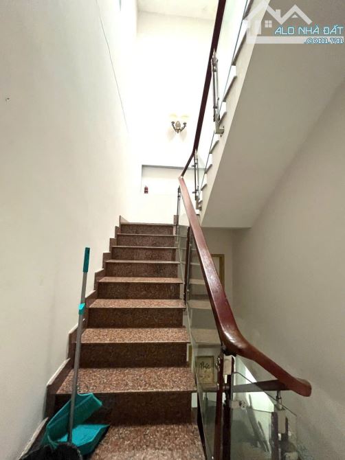 Bán nhà hẻm xe hơi Đường Đào Tông Nguyên, Nhà Bè, DT 5 x20m, 3 lầu. Giá 7,2 tỷ - 7
