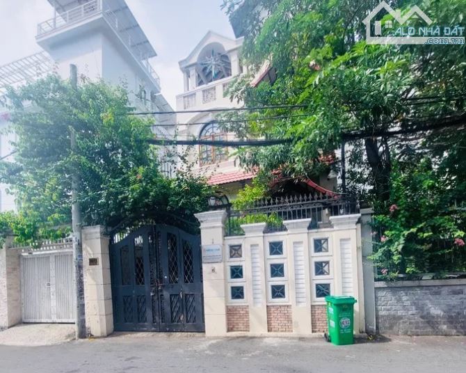 Biệt Thự khu VIP Ung Văn Khiêm P25 - Quận Bình Thạnh: Hàng Hiếm, Giá Bất Ngờ chỉ 27tỷ - 7