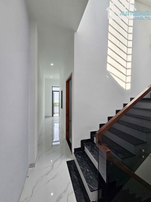 Bán nhà mới 1T2L 4x15m hoàn công, đường D2 KDC Phú Hồng Đạt p.Bình Chuẩn, full nội thất - 7