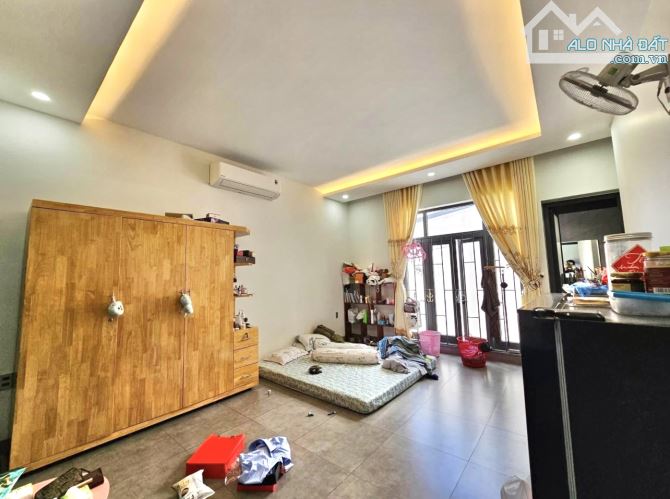 BÁN BIỆT THỰ 1,5 MÊ HẺM 126 YMOAN - DT: 12x25m - H: NAM - TC: 100% - 9,5 TỶ - 8