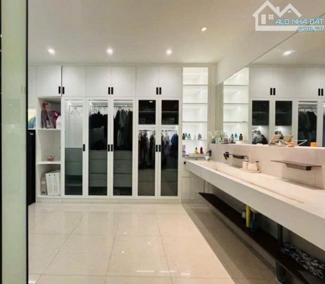 Nhà 4 tầng, 5m x 18m, hẻm xe tải 12m, tặng nội thất, thang máy, ngay coopmart Phan Văn Trị - 8