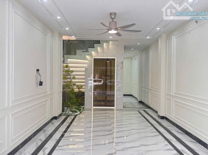 TIỂU KĐT NAM LA KHÊ-HÀ ĐÔNG,6T THANG MÁY P.LÔ VỈA HÈ Ô TÔ TRÁNH KD,DT68M2,GIÁ 24,1 TỶ - 8
