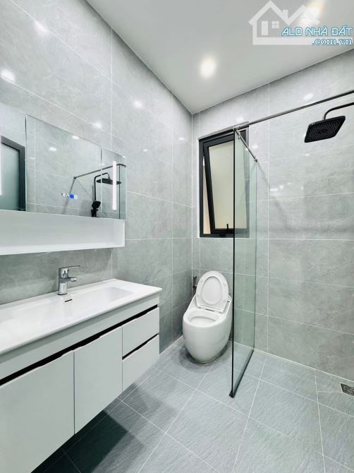 Bán nhà hẻm xe hơi 8M ngay Nguyễn Thành Ý,ĐaKao,Quận 1-Giá:6tỷ190/63m2(4,5x14) - 8