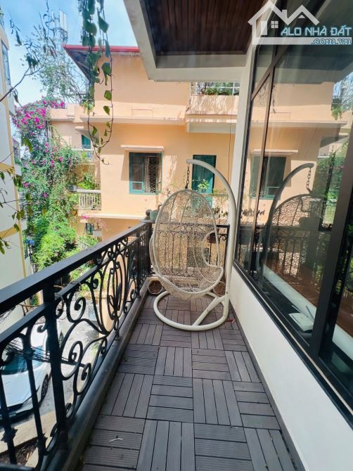 Bán nhà Thanh Nhàn 67/75m2, 5T, mt 7m thang máy, oto đỗ cửa, cách phố 15m. Giá 23.5 tỷ TL