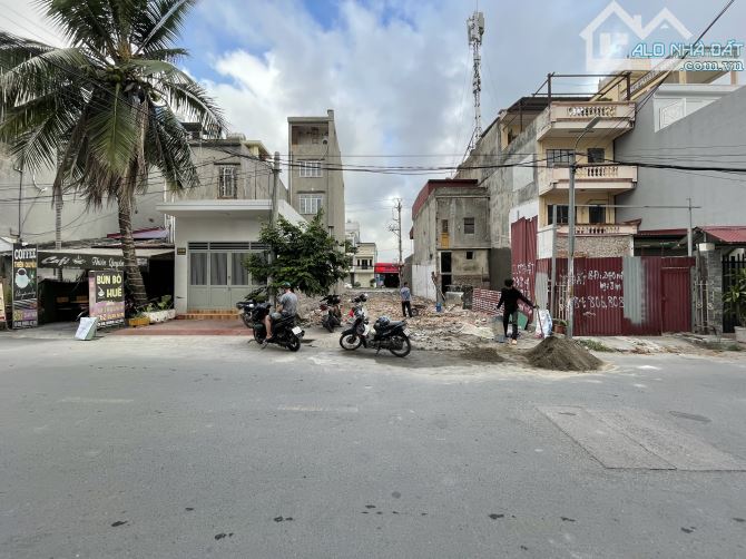 240m2 ngang 8m đất thông 2 mặt đường to Thiên Lôi, Quán Nam - 18,9 tỷ thoả thuận - 8