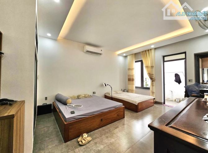 BÁN BIỆT THỰ 1,5 MÊ HẺM 126 YMOAN - DT: 12x25m - H: NAM - TC: 100% - 9,5 TỶ - 9