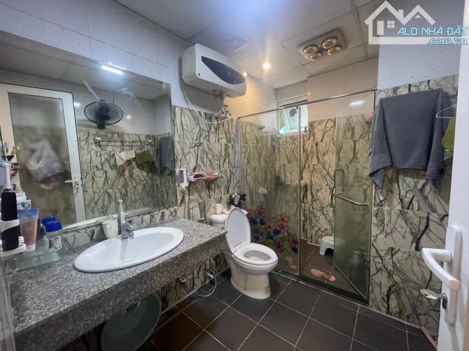 CĂN HỘ CAO CẤP HUD 3 TÔ HIỆU HÀ ĐÔNG LÔ GÓC 3 BAN CÔNG THOÁNG SÁNG 130m 7 TỶ - 9