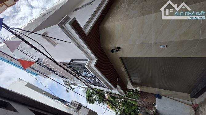 B.Á.N NHÀ GẦN TÂN TÂY ĐÔ,  VÀI BƯỚC RA Ô TÔ, LÔ GÓC THOÁNG SÁNG, Ở SƯỚNG  42M2,  6 TỶ 1 - 9