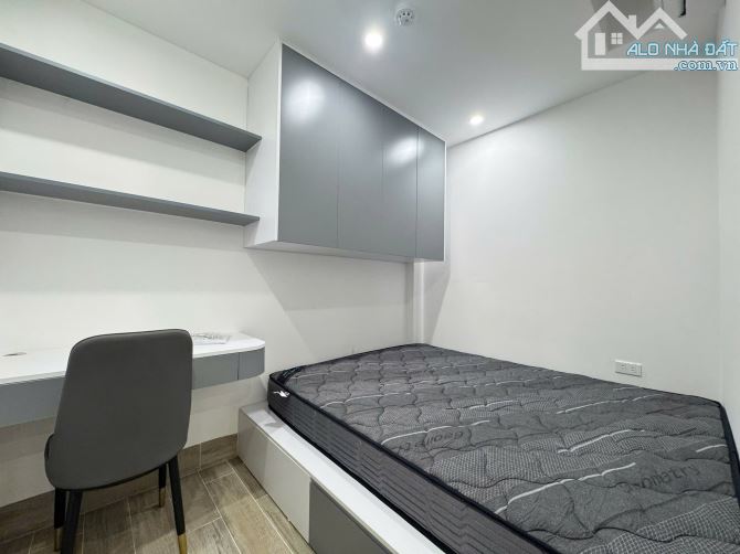 Bán Tòa CCMN Ngõ Quan Nhân 7 Tầng 1 Hầm Lô Góc 21 Căn Hộ ( 2 Ngủ 1 Khách ) Mặt Tiền 9M - 9
