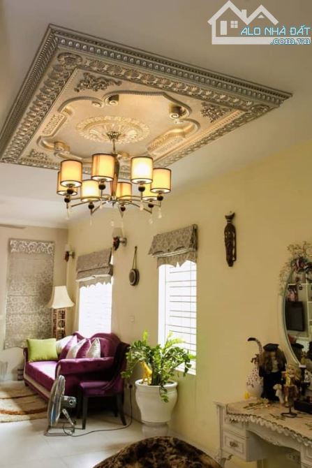 NHÀ ĐẸP TÂY HỒ cần bán gấp 56m2x5tầng , Mt 5m giá chỉ 9tỷ - 9