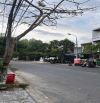SIÊU HOT -NHÀ 3 TẦNG-ĐƯỜNG NGUYỄN DUY TRINH- TRỤC ĐƯỜNG 10,5M-GẦN BIỂN-GẦN NÚI- DT 135M2.