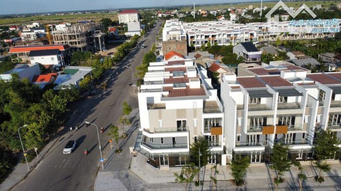 BÁN NHÀ 3 TẦNG HOÀN THIỆN MẶT NGOÀI ĐƯỜNG 19.5M DỰ ÁN BGI -TP HUẾ CÁCH AEONMALL 500M 6TỶ