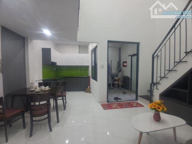 🏡🔥SIÊU HOT - CHỈ 1 CĂN DUY NHẤT 🔥 2 TẦNG - SÁT KIỆT OTO✨✨GIÁ CHỈ NHỈNH 2 TỶ🔥
