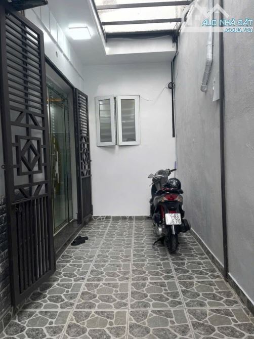 🏡 CHỈ 2 TỶ 950TR – NHÀ 3 TẦNG NGÕ 261 TRẦN NGUYÊN HÃN, LÊ CHÂN – CÓ SÂN CỔNG – VỊ TRÍ ĐẸP