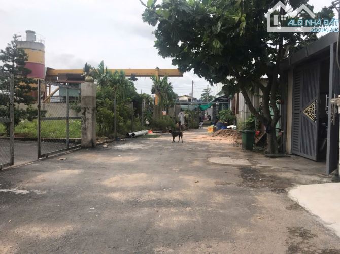 Chỉ 12tr/m2. Đất 40x80m HXT trải nhựa sạch sẽ. Vị trí đẹp thông số chuẩn Đông Thạnh 8. SHR