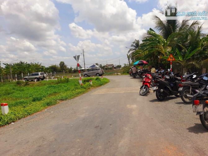 1000m2 đất xây nhà vườn View Sông Tấn Đức chỉ 600tr